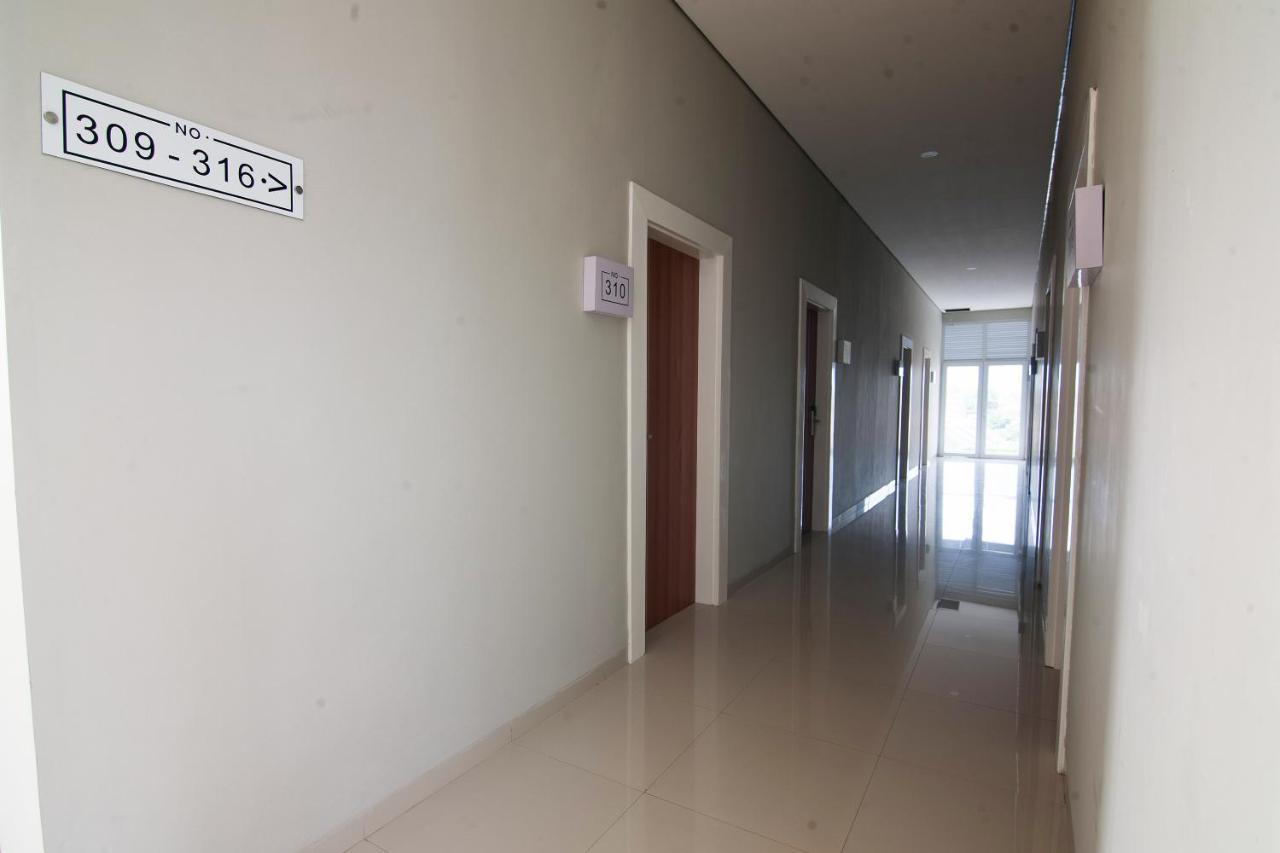 Oyo 2816 Privato Suite Kembaran Exterior photo